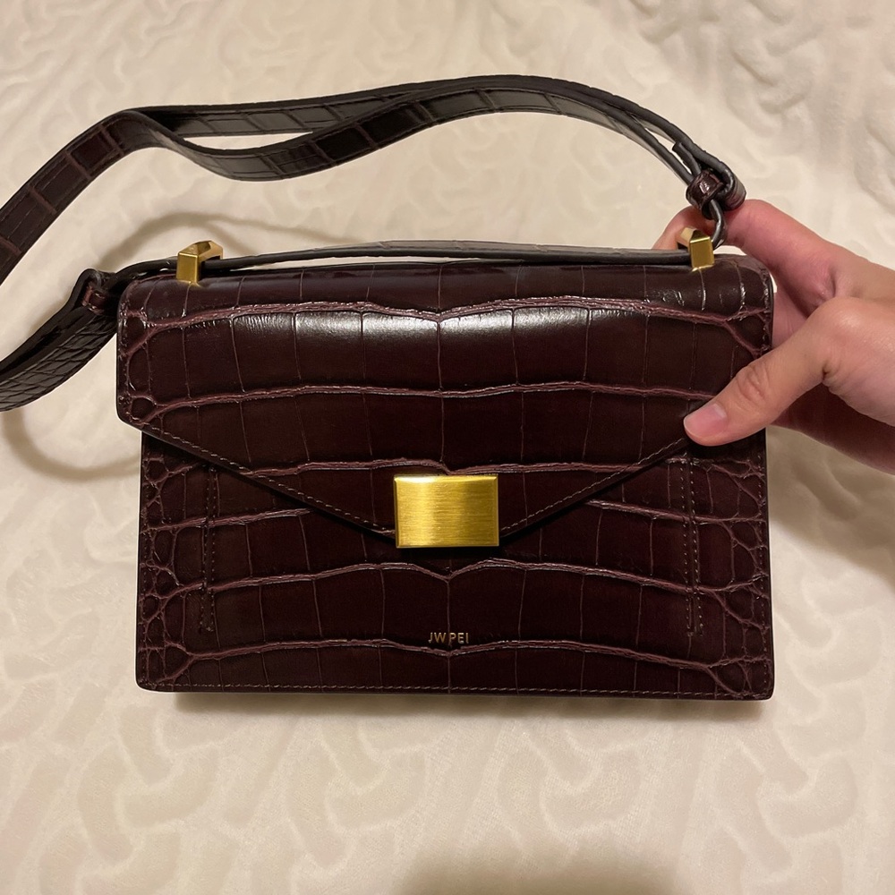 JW PEI shoulder bag!